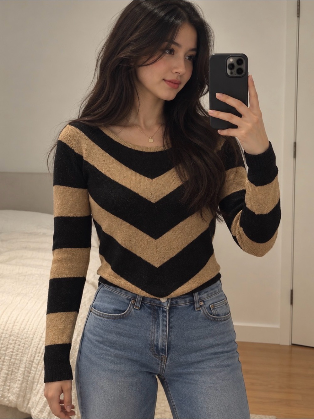 Jennifer Lopez Black and Tan Chevron Crewneck Sweater